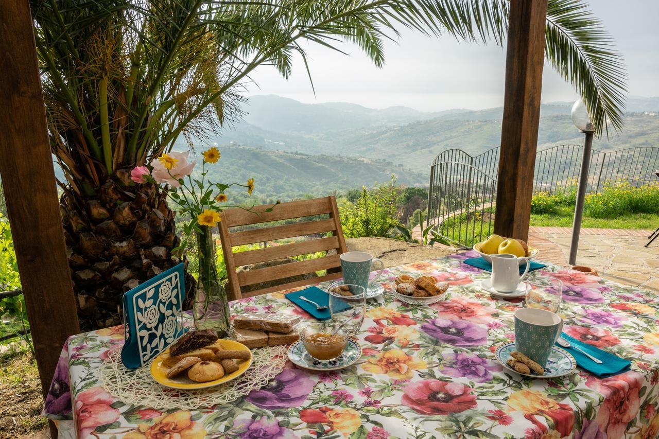 Villa Nigro Laureana Cilento Exterior photo